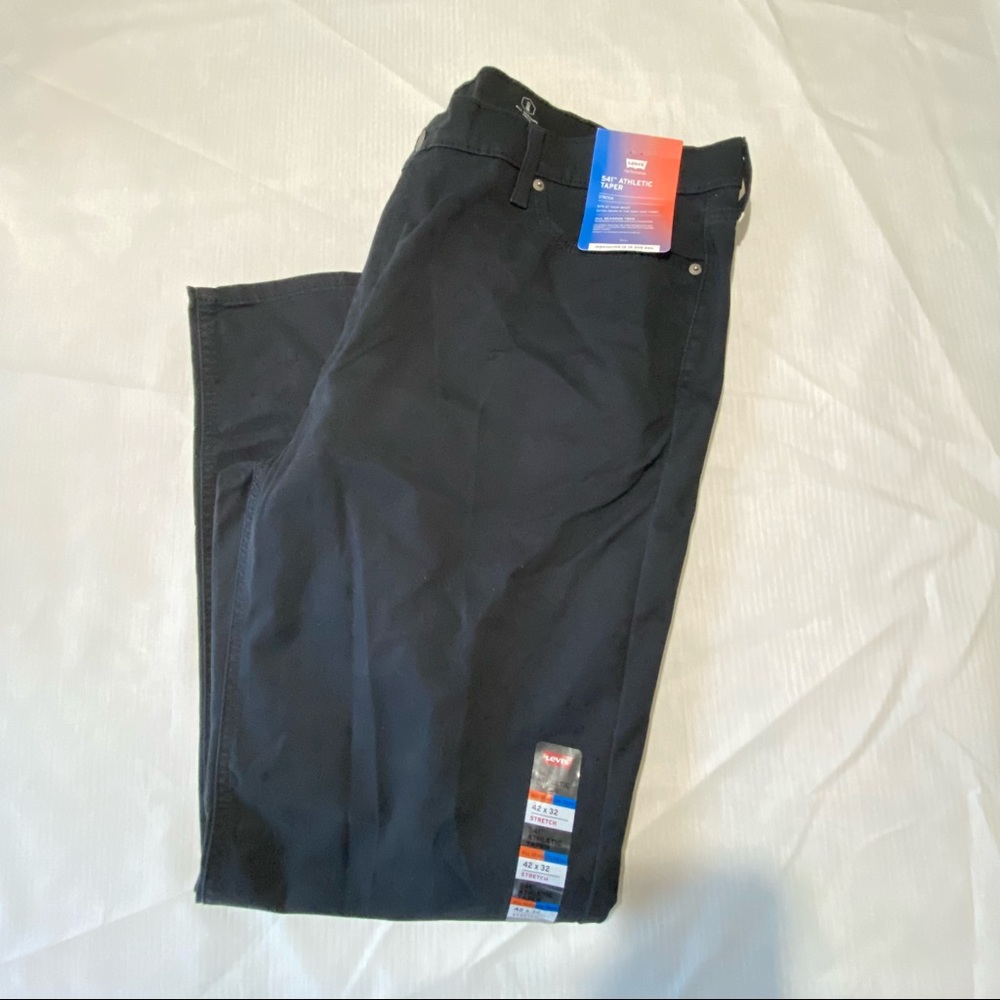 Levi’s 541 Athletic Taper Black 42x32